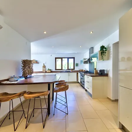 Heavenly, Luxury Villa, Moraira Вилла Теулада